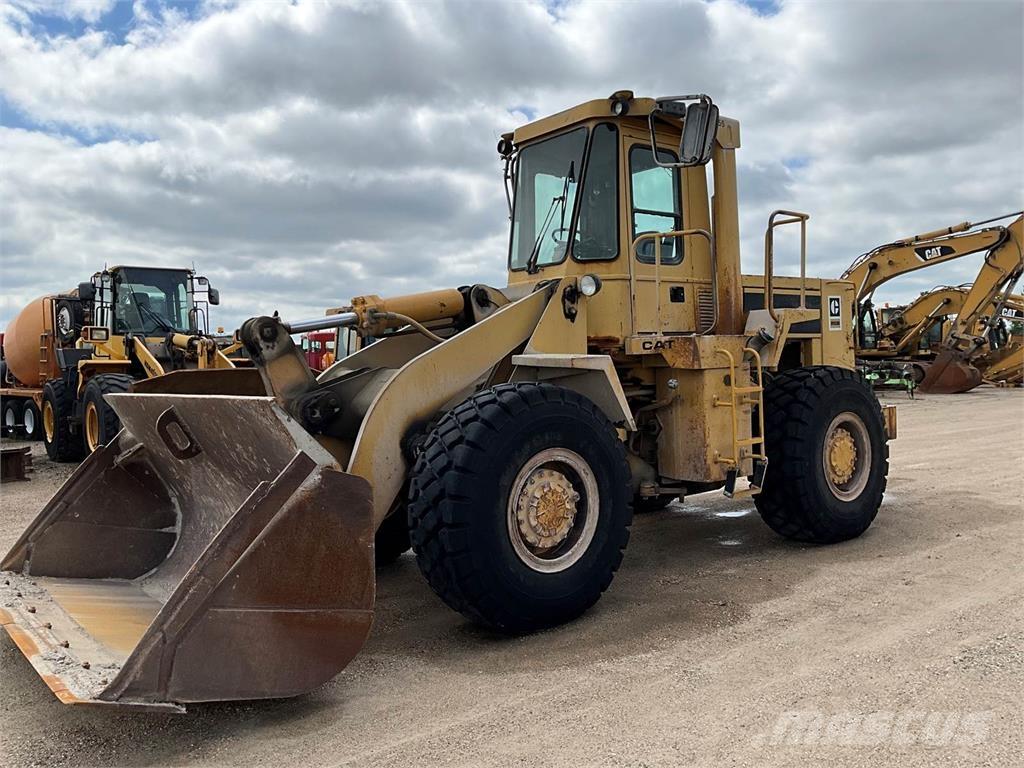CAT 950B Колесни товарачи