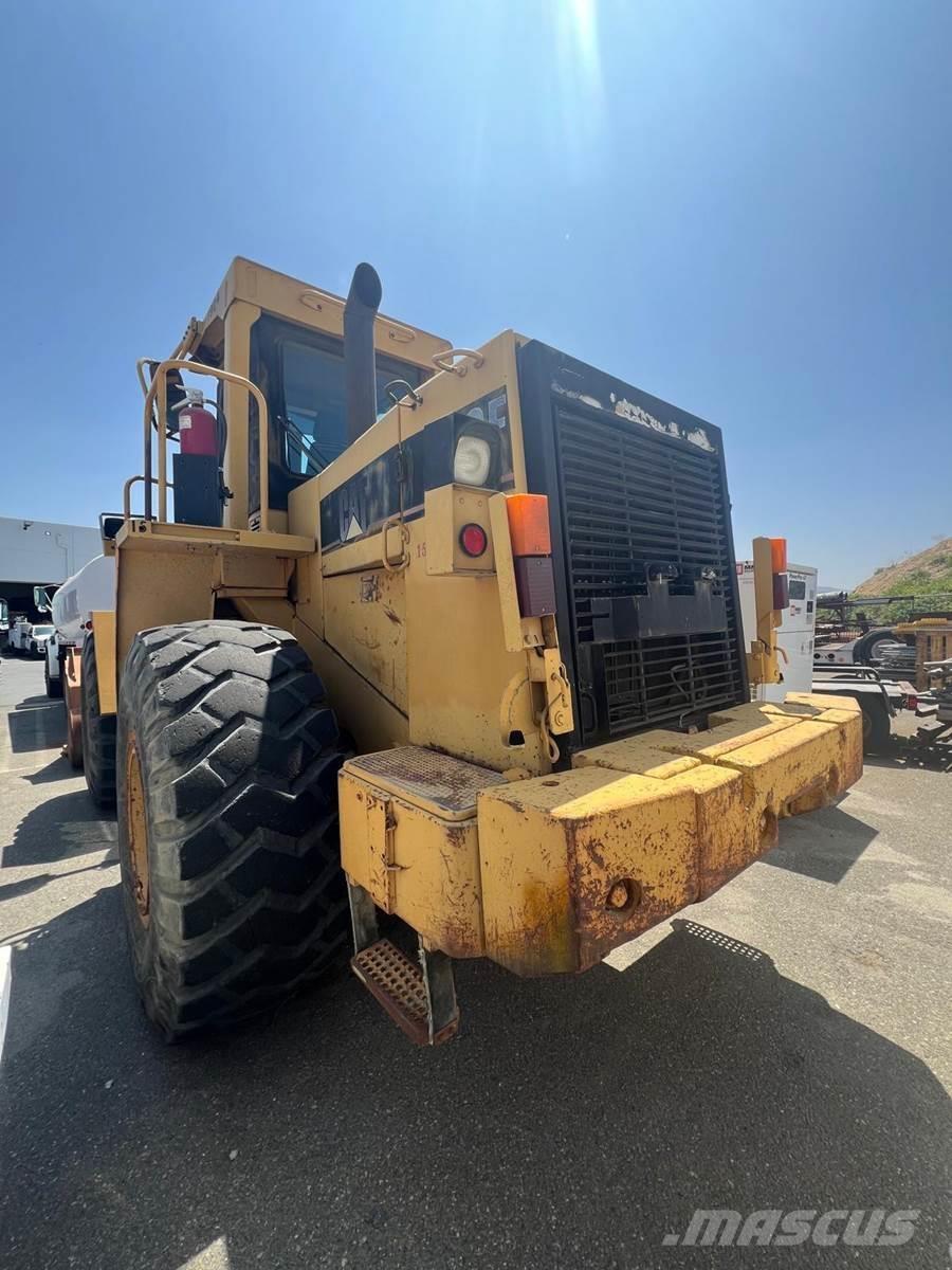 CAT 950F Колесни товарачи
