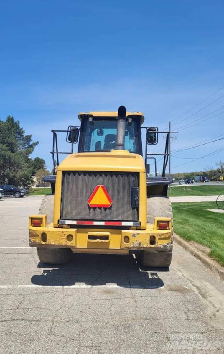 CAT 950H Колесни товарачи