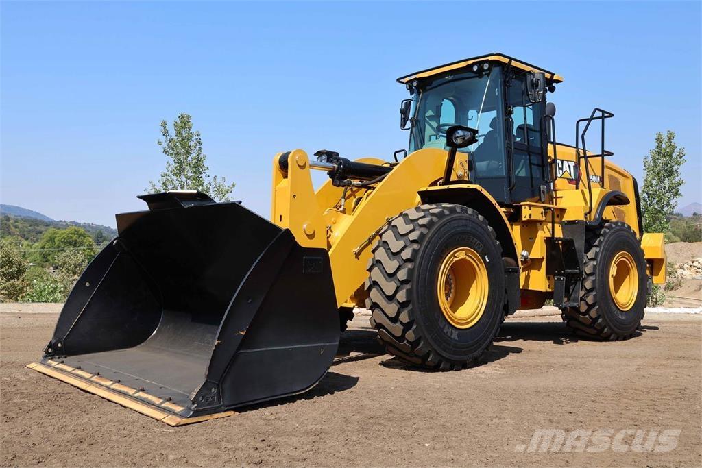 CAT 950M Колесни товарачи