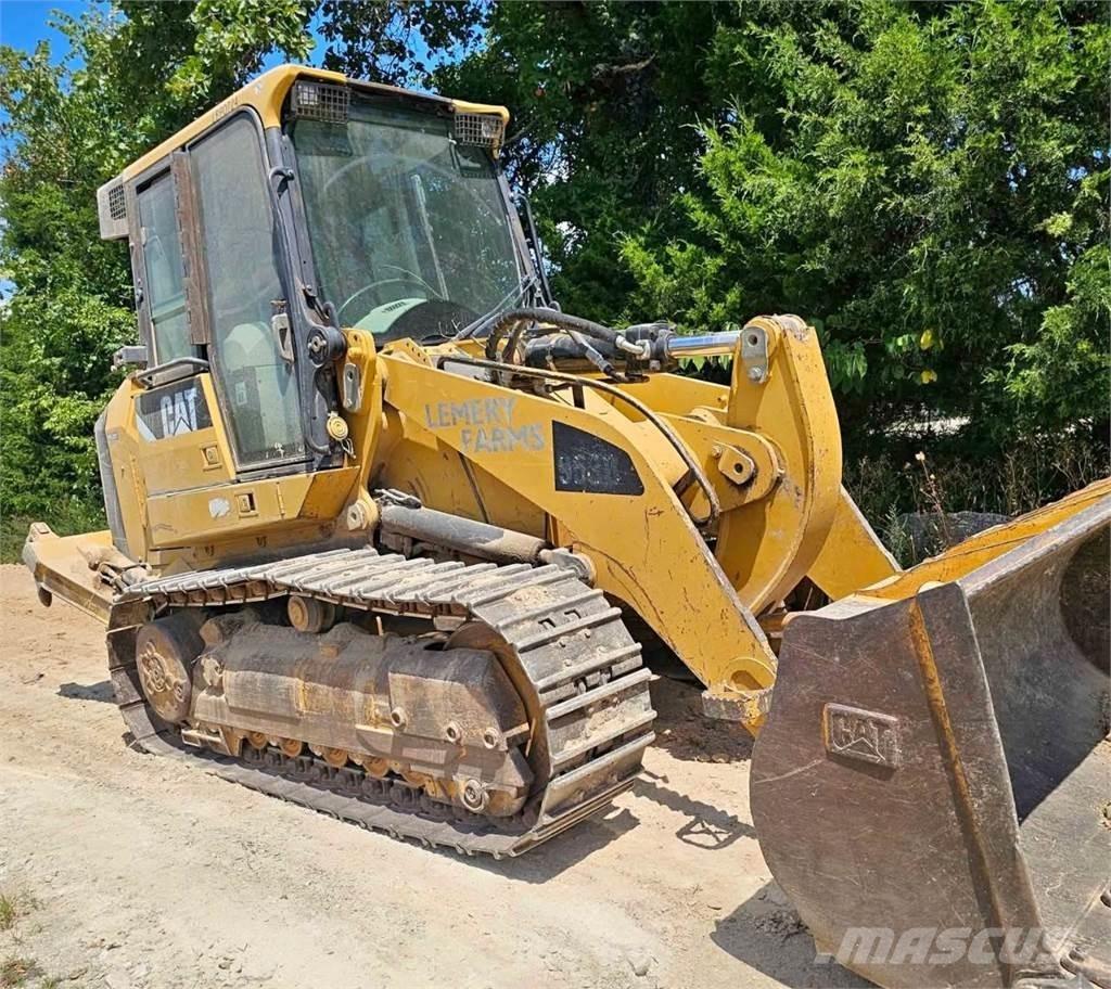 CAT 953D Верижен товарач