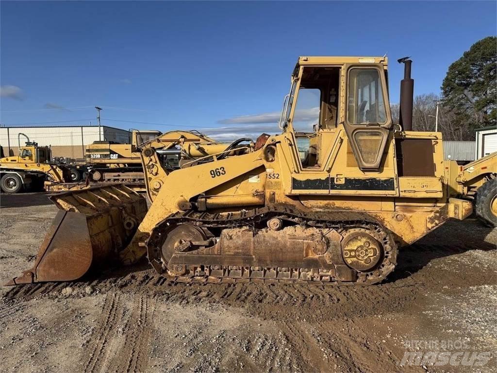 CAT 963 Верижен товарач