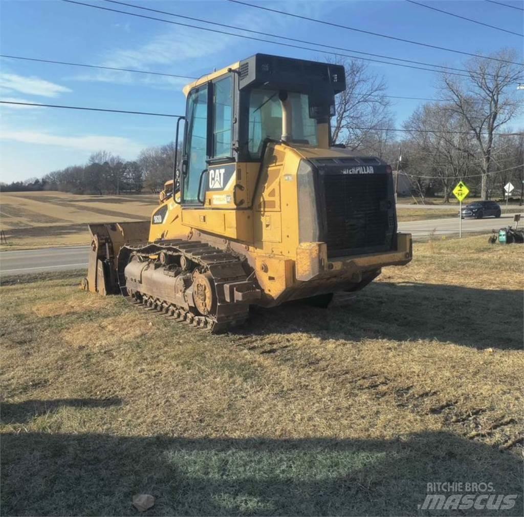 CAT 963D Верижен товарач