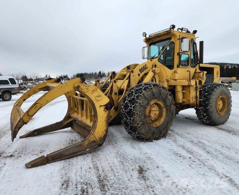 CAT 966C Колесни товарачи