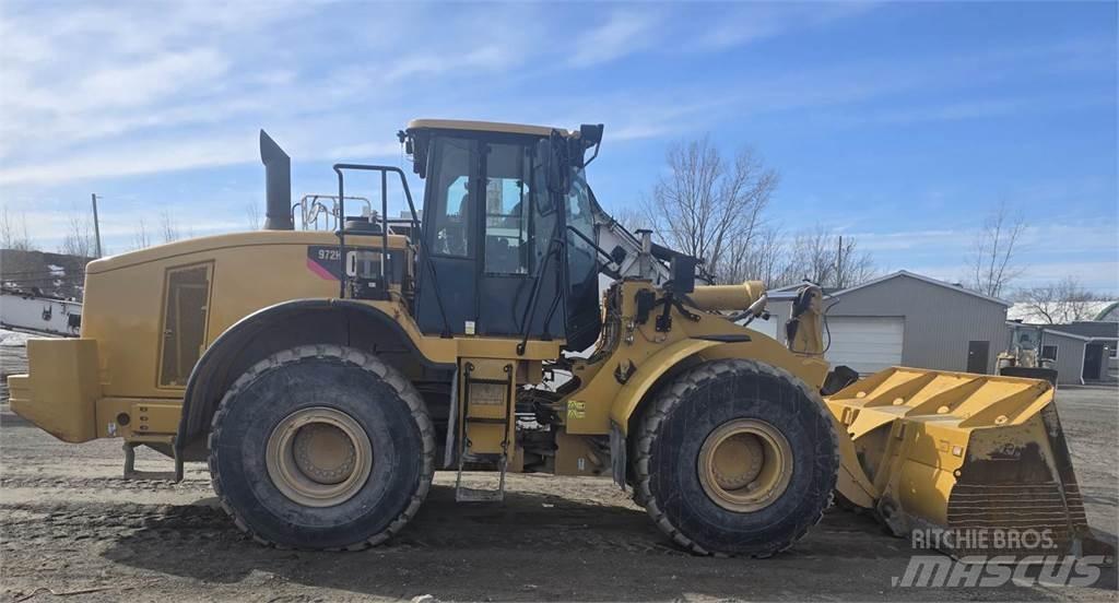 CAT 972H Колесни товарачи