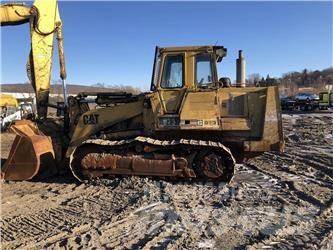 CAT 973 Верижен товарач