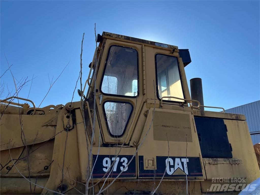 CAT 973 Верижен товарач