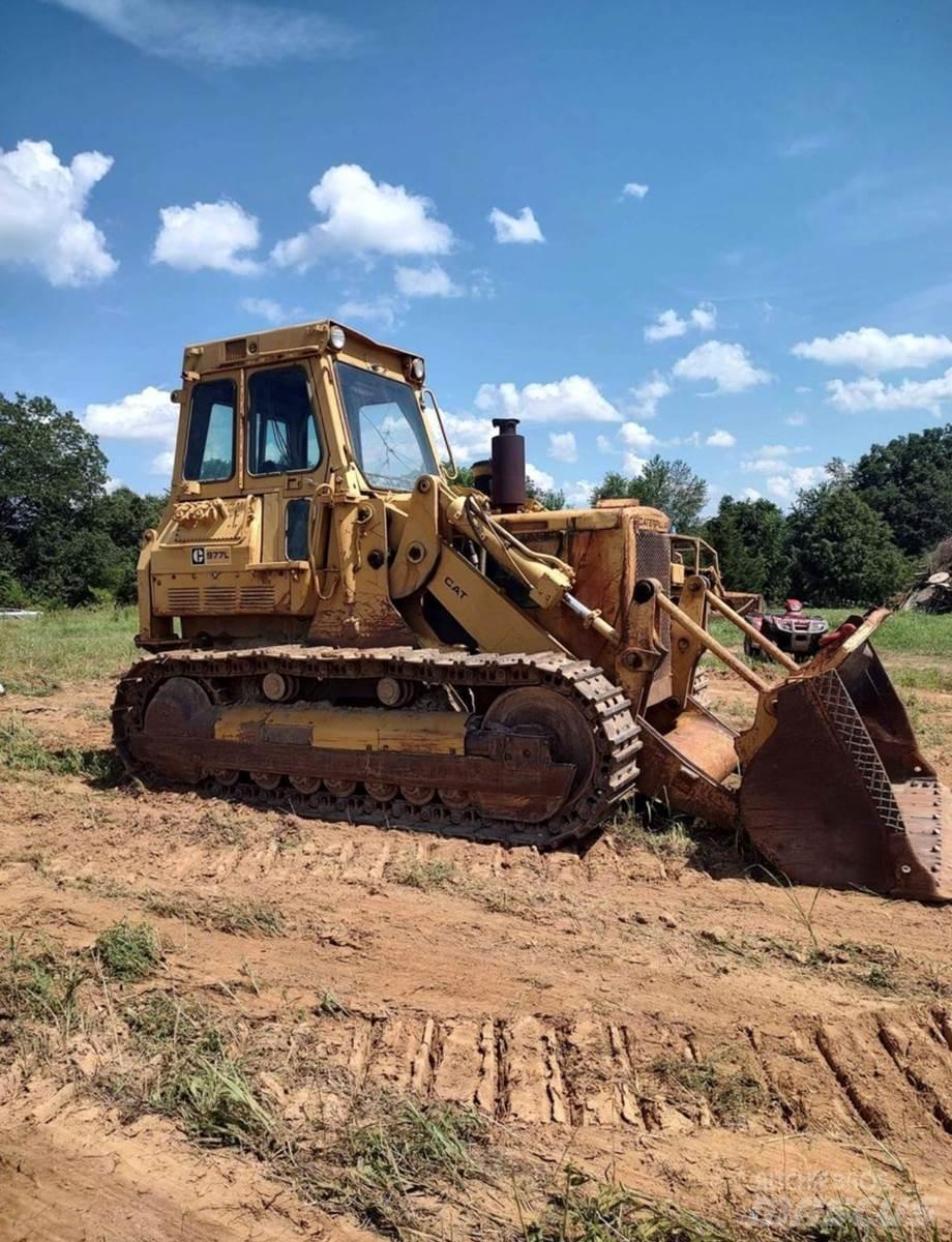 CAT 977L Верижни булдозери
