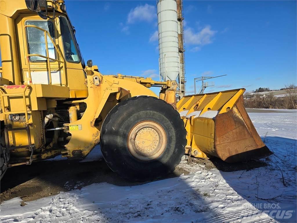 CAT 980F Колесни товарачи