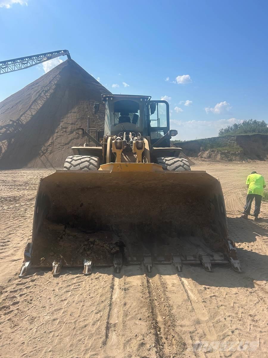 CAT 980XE Колесни товарачи