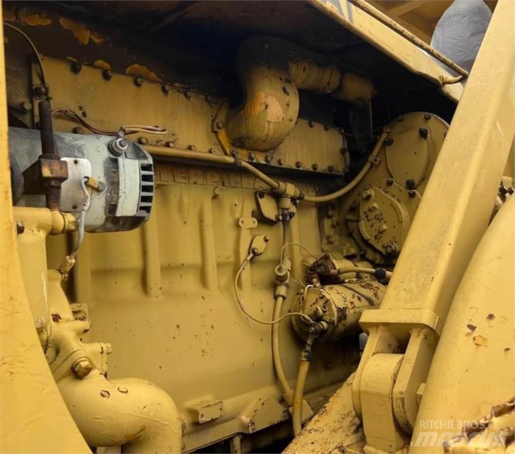 CAT 988 Колесни товарачи
