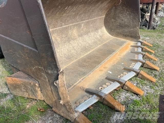 CAT 988B Колесни товарачи