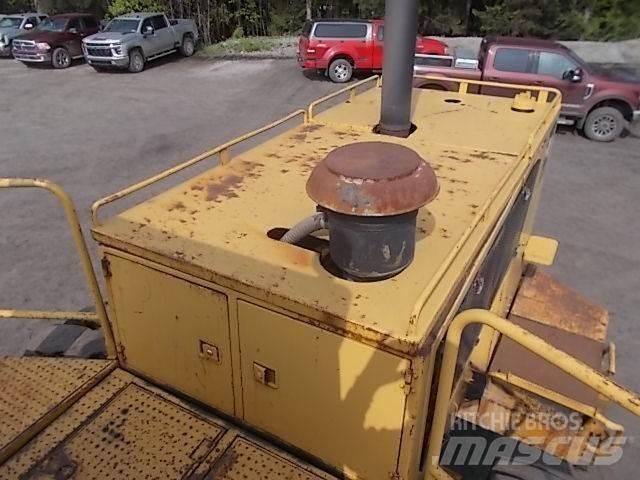 CAT 988B Колесни товарачи