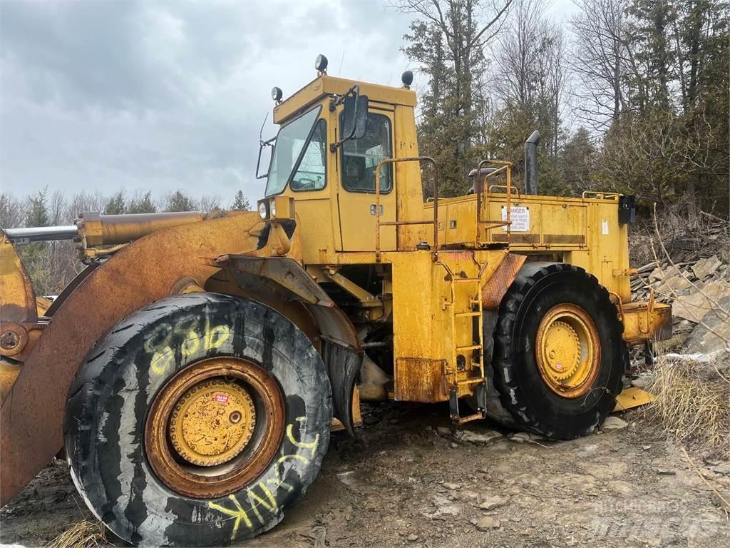 CAT 988B Колесни товарачи