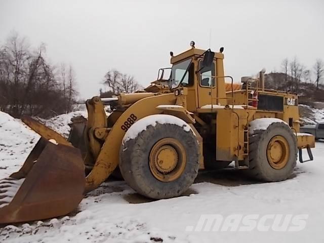CAT 988B Колесни товарачи