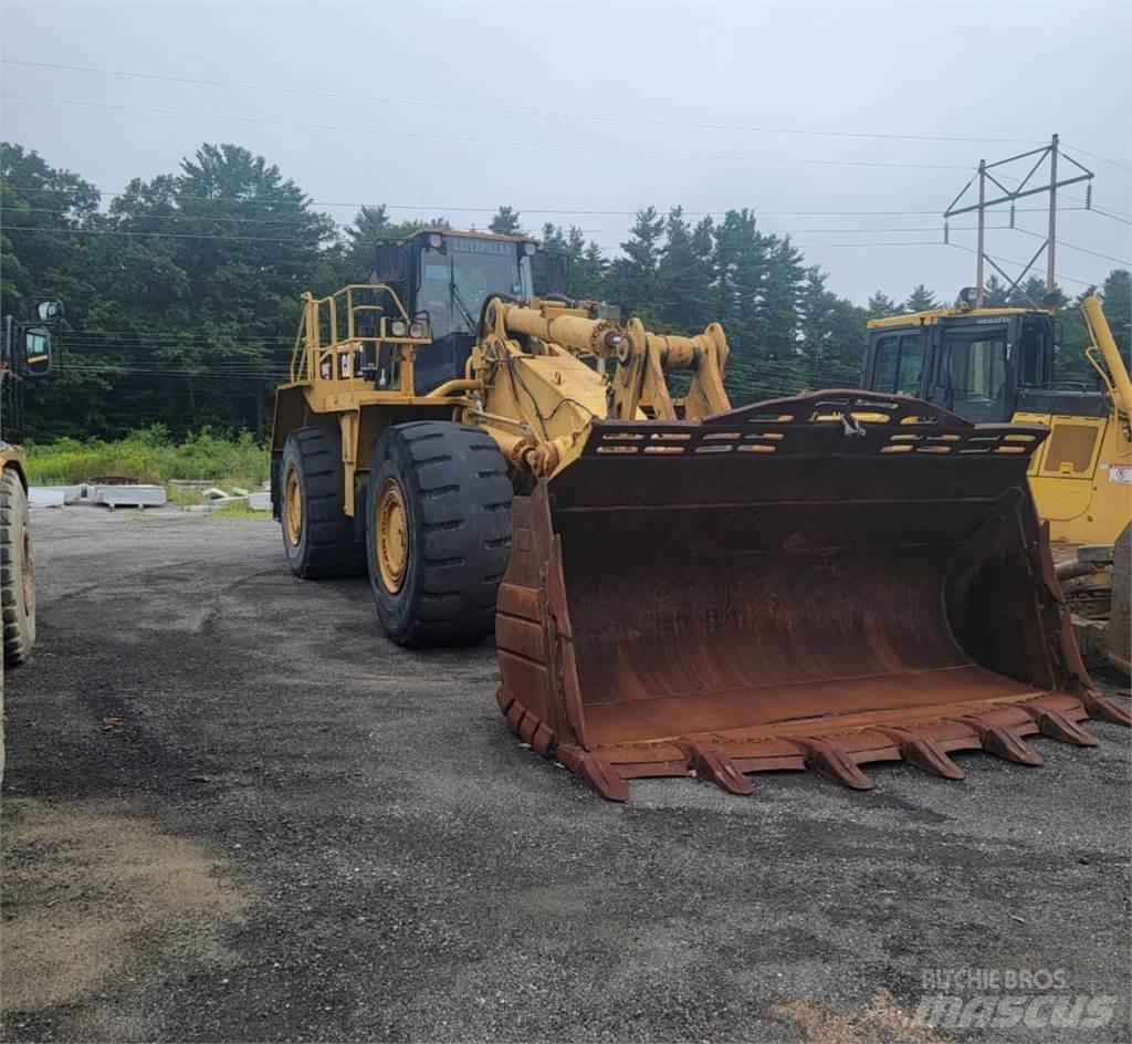 CAT 988G Колесни товарачи