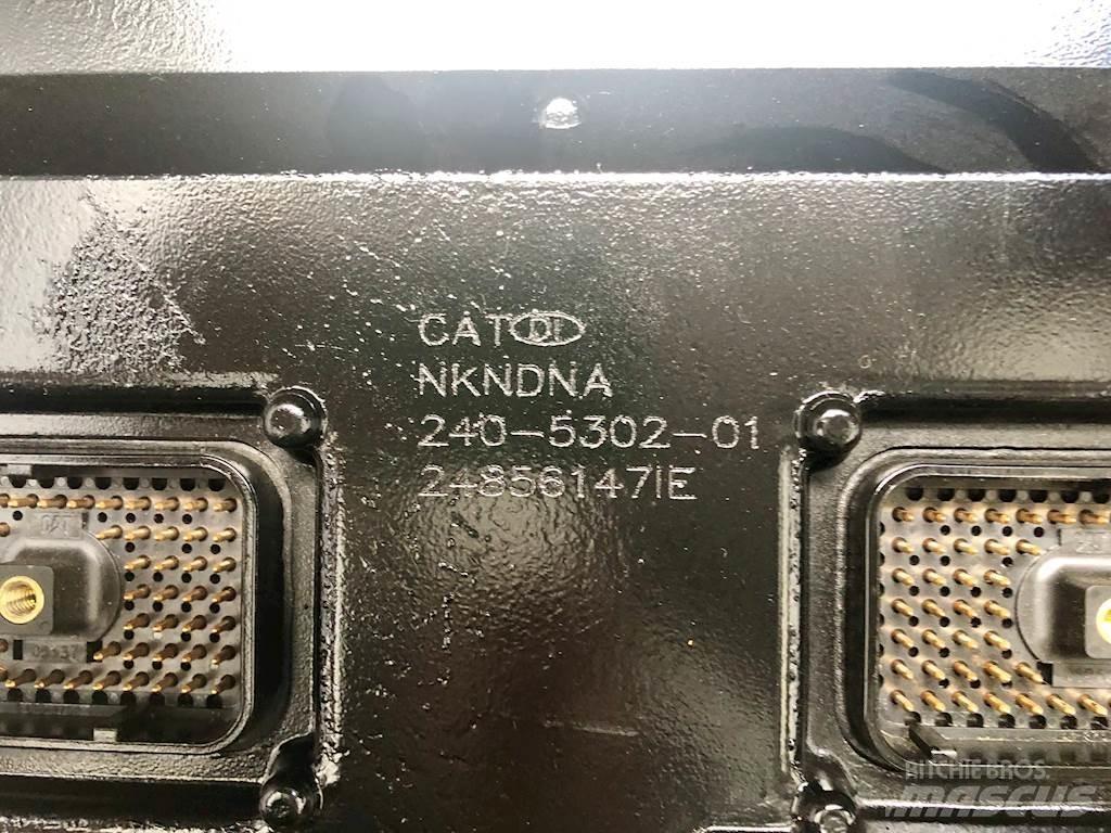CAT C7 Електроники