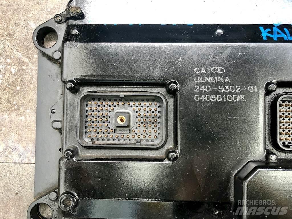 CAT C7 Електроники