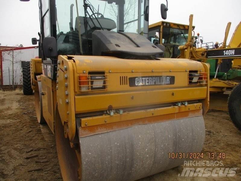 CAT CD54 Пневматични гумени  ролки
