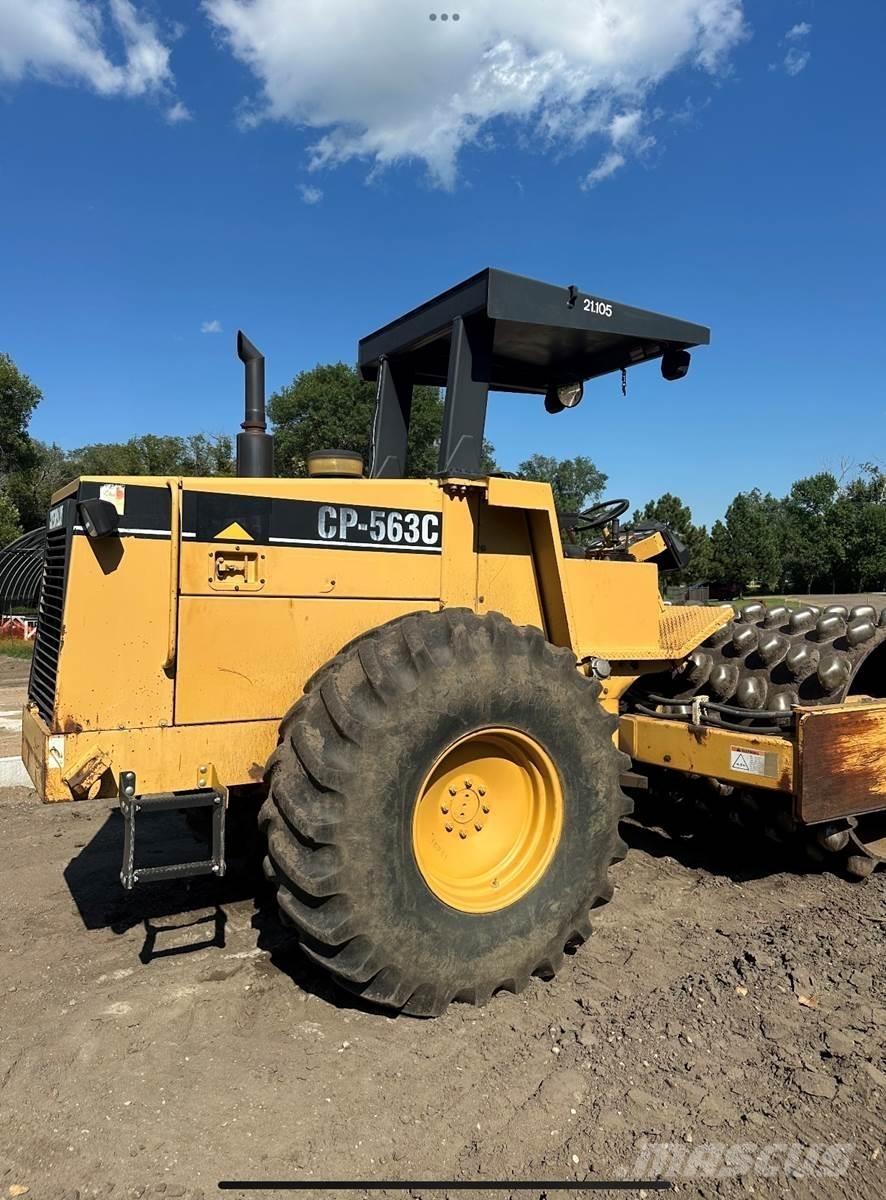 CAT CP563C Уплътнители за почва
