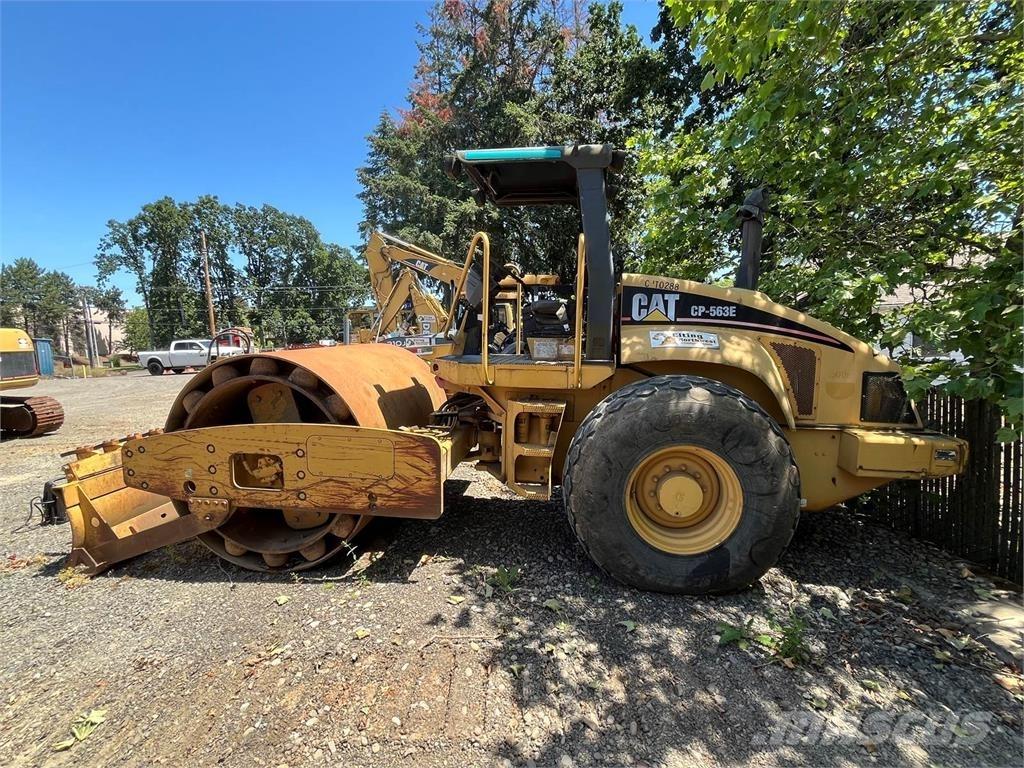 CAT CP563E Еднобарабанни ролки
