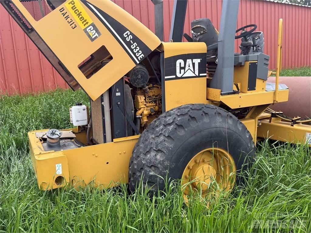 CAT CS533E Еднобарабанни ролки
