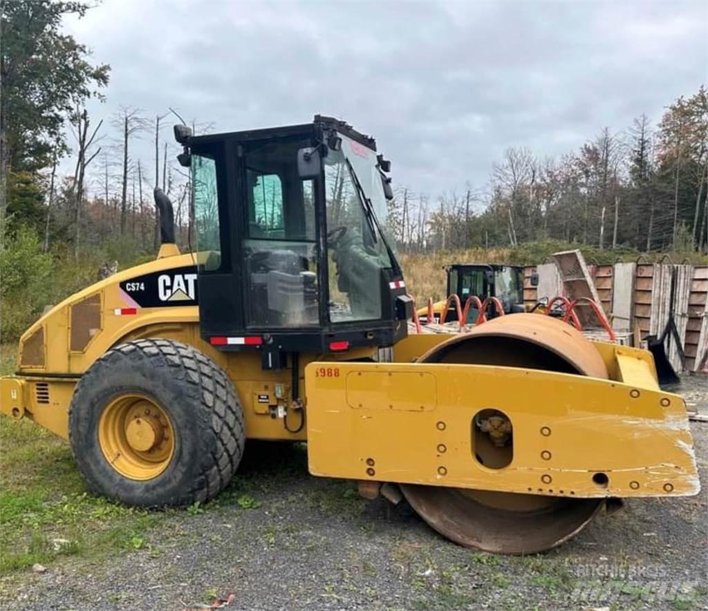 CAT CS74 Еднобарабанни ролки
