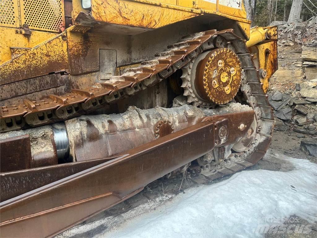 CAT D10N Верижни булдозери
