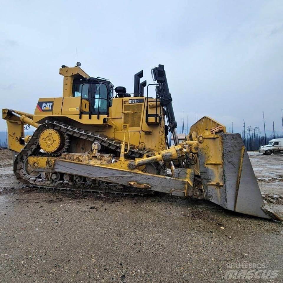 CAT D10T Верижни булдозери
