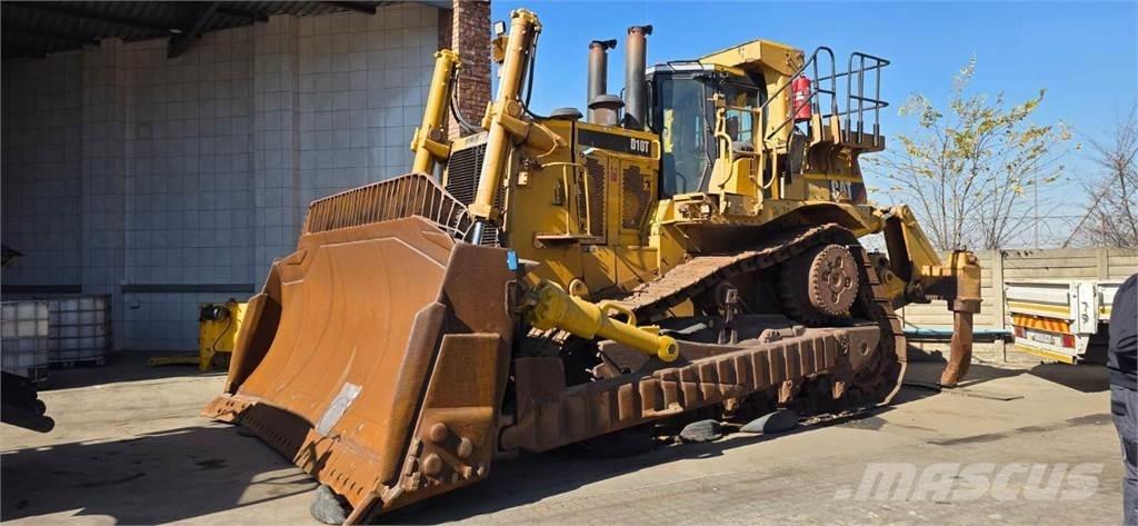 CAT D10T Верижни булдозери
