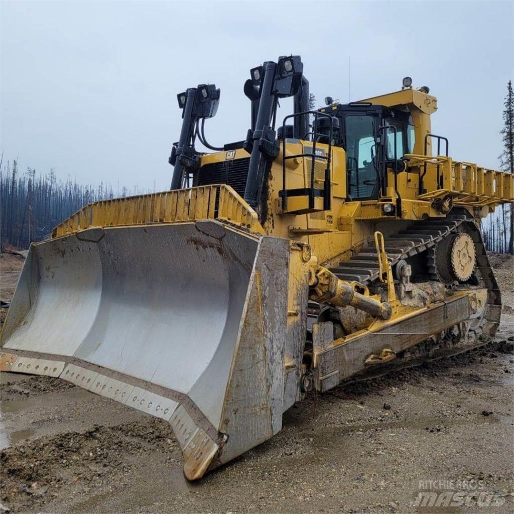 CAT D10T2 Верижни булдозери
