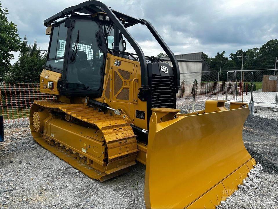 CAT D3 Верижни булдозери
