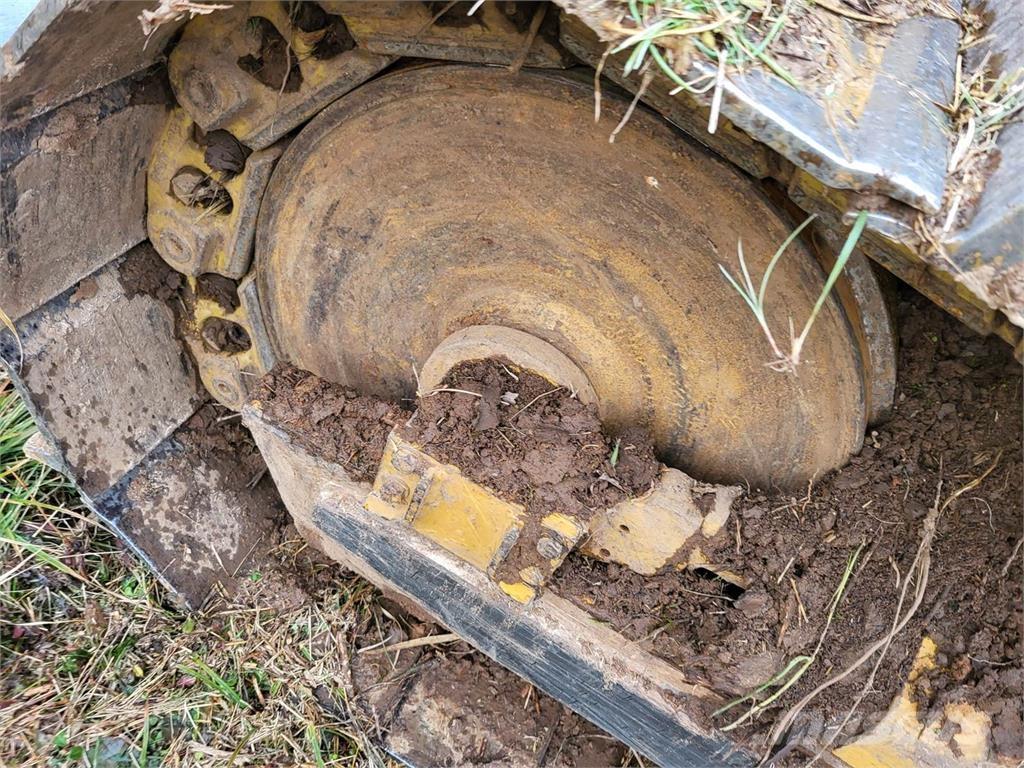 CAT D5G XL Верижни булдозери
