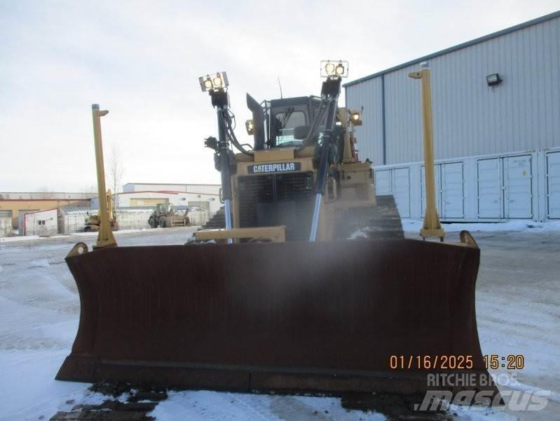 CAT D6T Верижни булдозери
