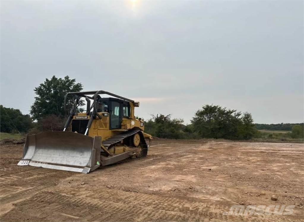 CAT D6T XW Верижни булдозери
