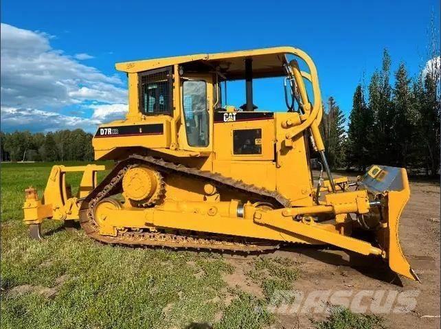 CAT D7R XR Верижни булдозери
