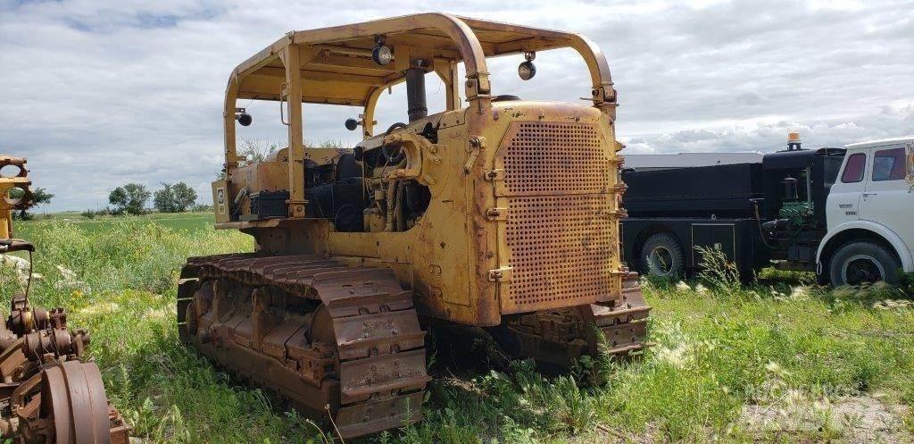 CAT D8H Верижни булдозери
