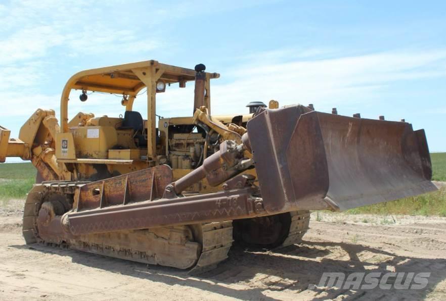 CAT D8H Верижни булдозери
