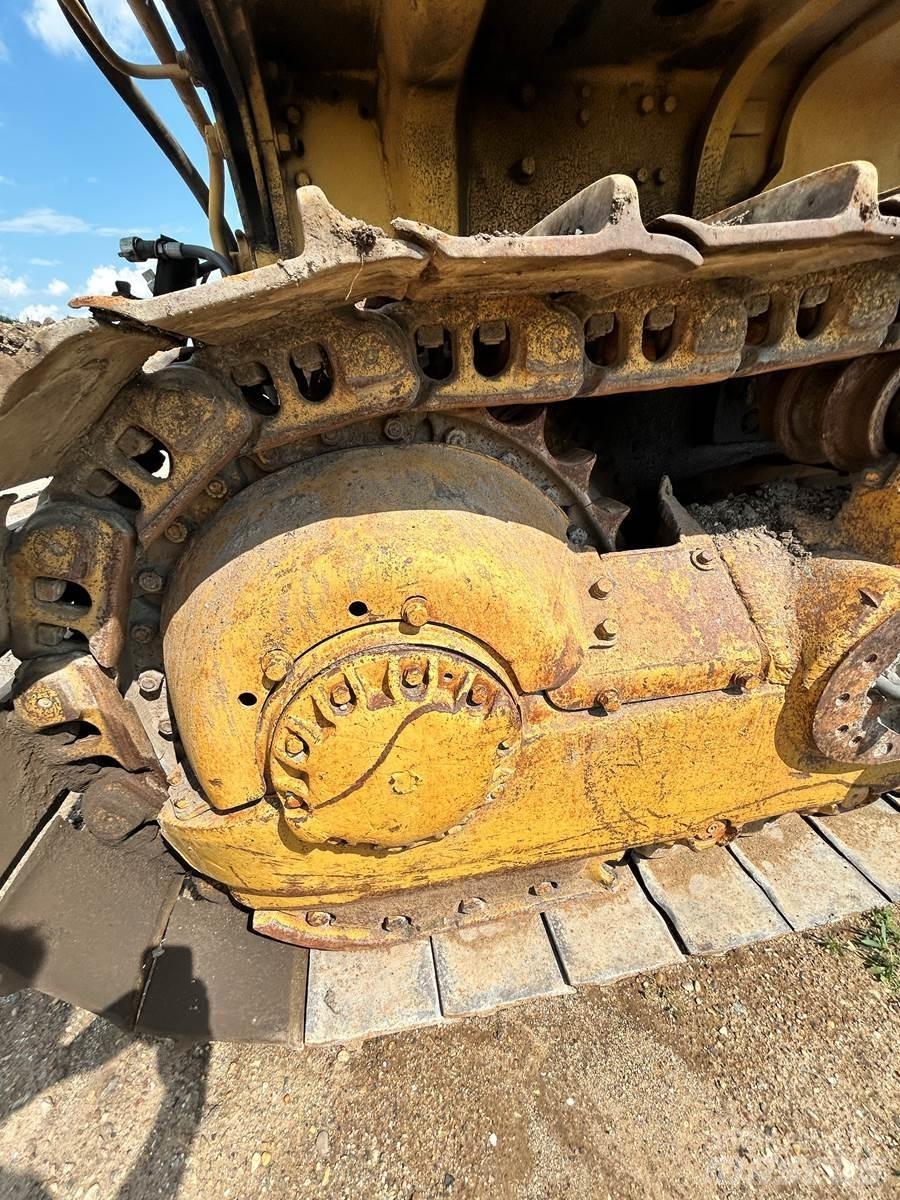 CAT D8H Верижни булдозери

