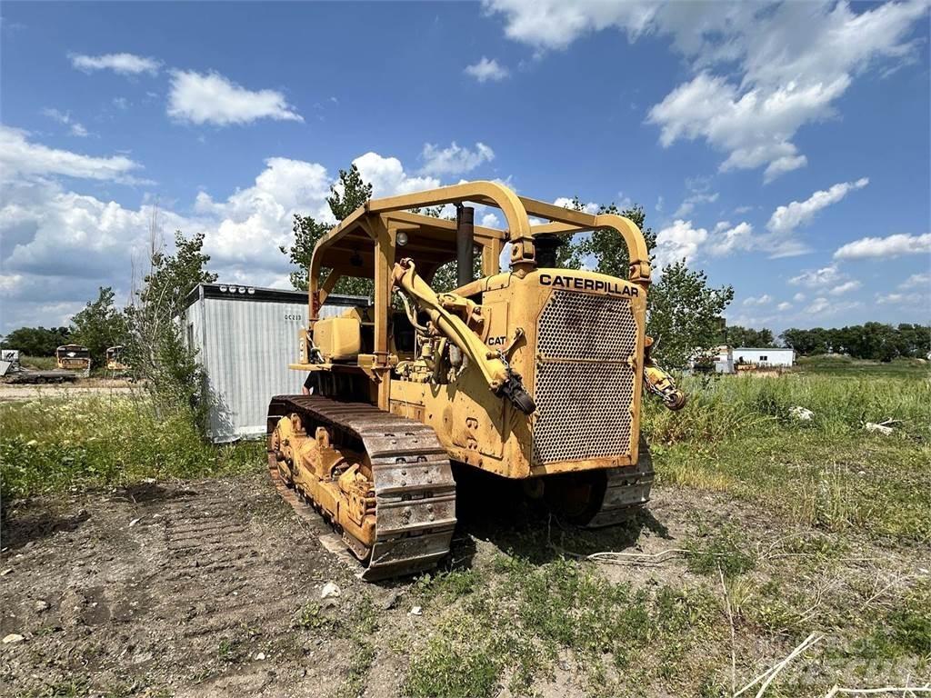 CAT D8H Верижни булдозери
