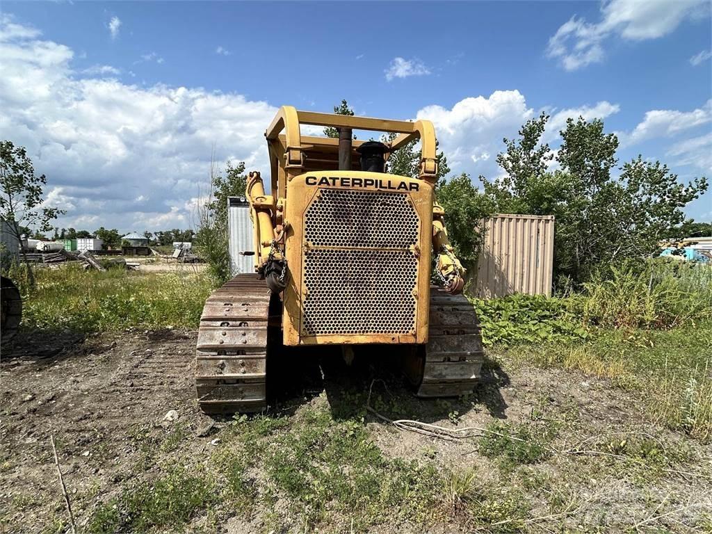 CAT D8H Верижни булдозери
