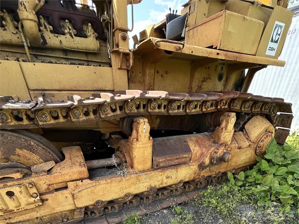 CAT D8H Верижни булдозери

