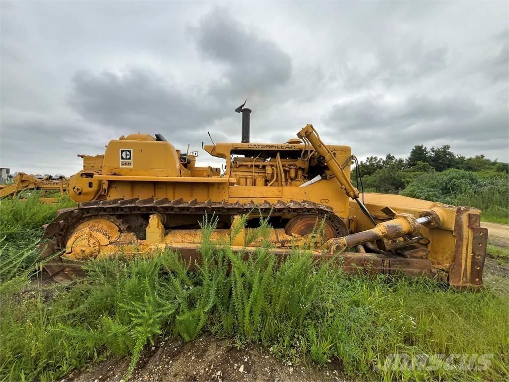 CAT D8H Верижни булдозери
