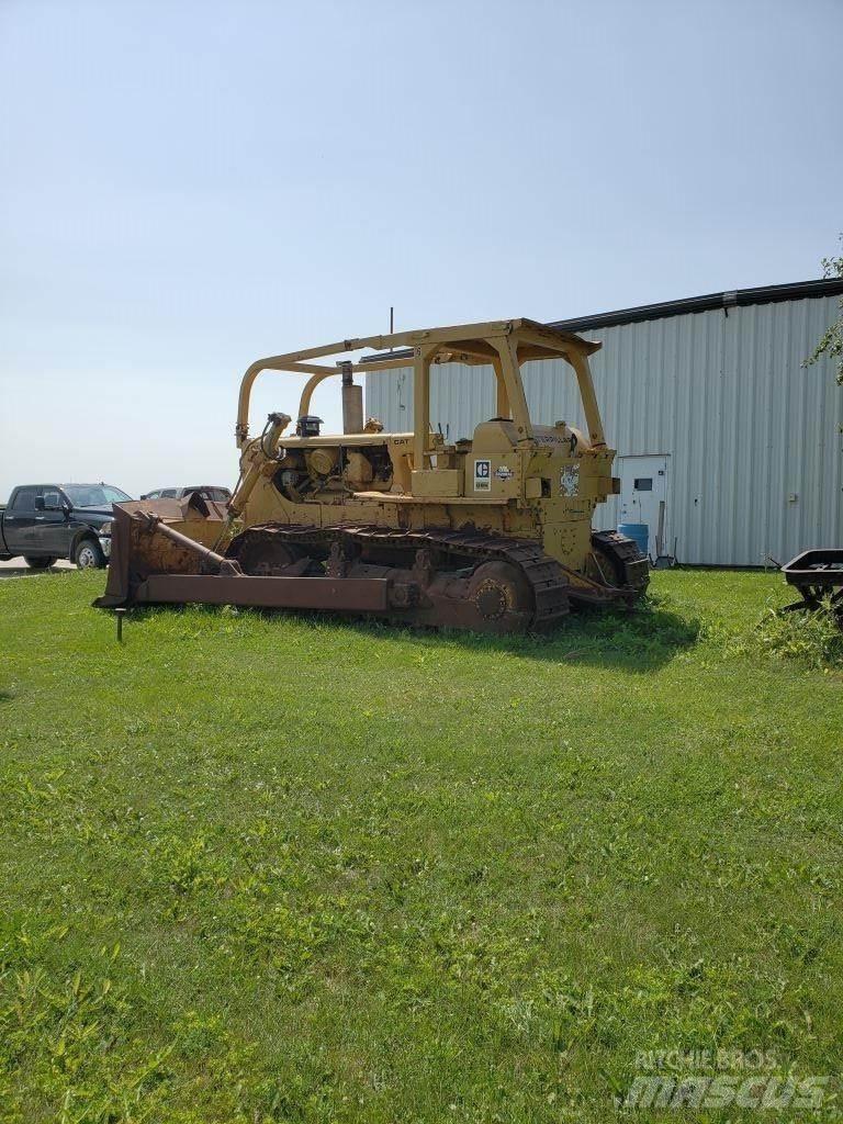 CAT D8K Верижни булдозери
