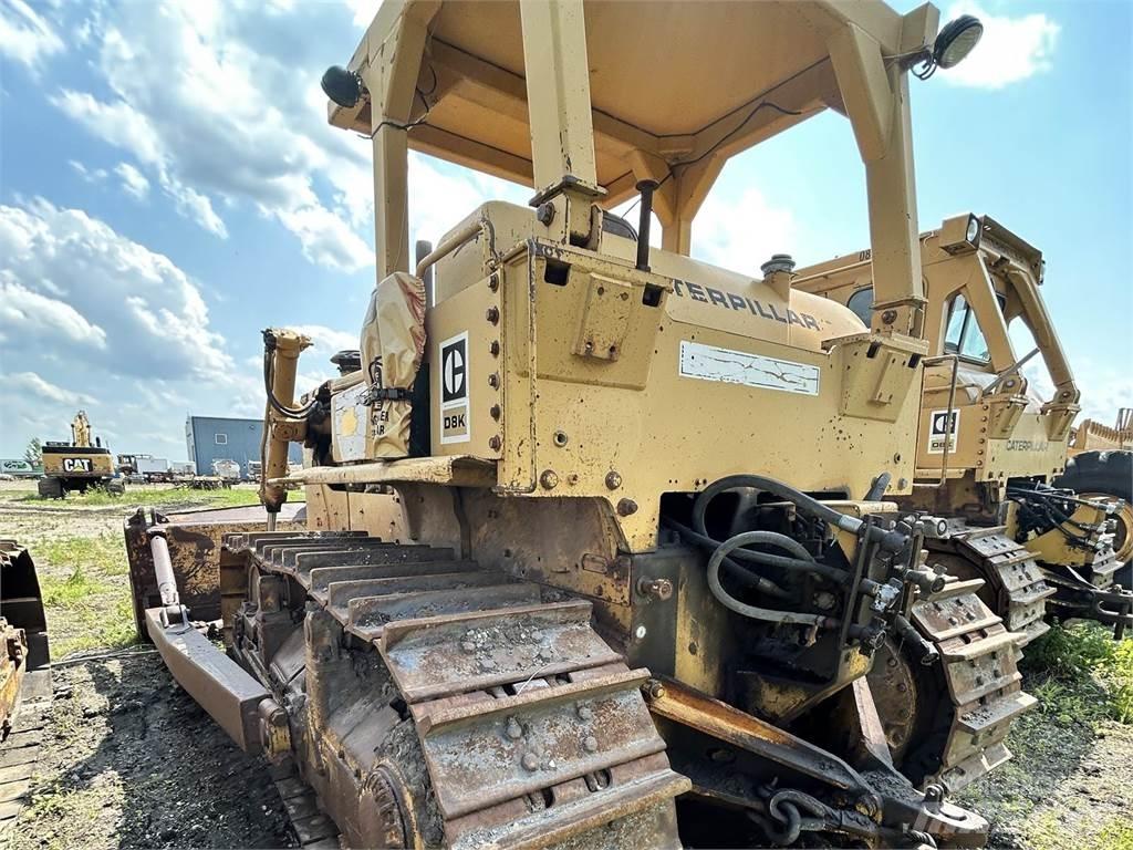 CAT D8K Верижни булдозери
