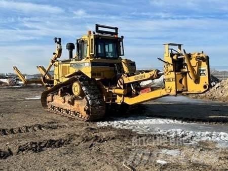 CAT D8R Верижни булдозери
