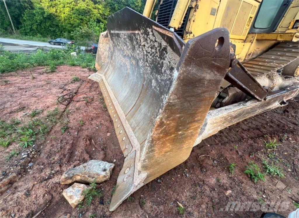 CAT D8R II Верижни булдозери
