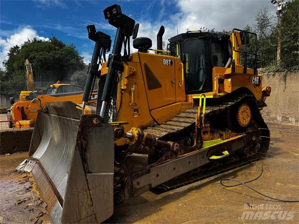 CAT D8T Верижни булдозери
