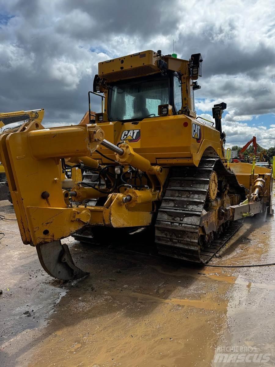 CAT D8T Верижни булдозери
