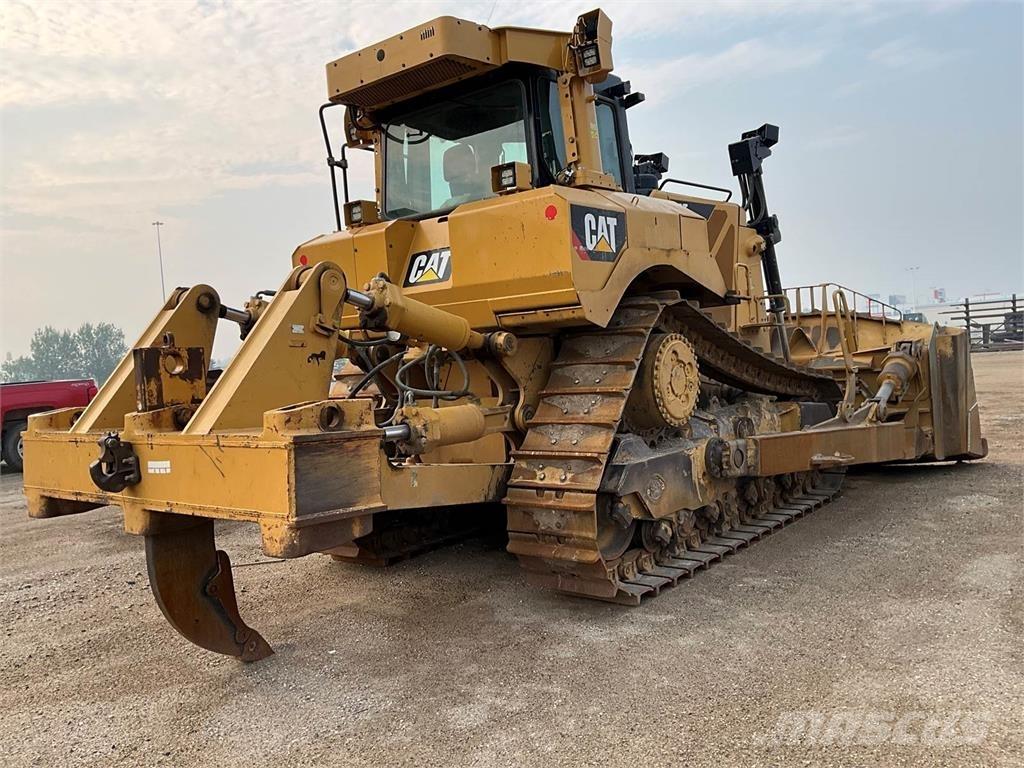 CAT D8T Верижни булдозери
